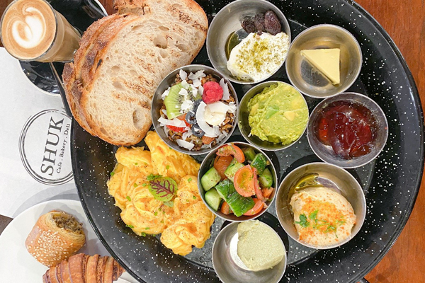 Vegetarian-5-HERO-Landscape-Israeli-breakfast-at-Shuk.jpg